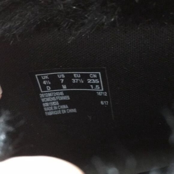 Clarks Cloudsteppers Ankle Booties Winter Boots Womens 7 Slip On Boots - Picture 9 of 11